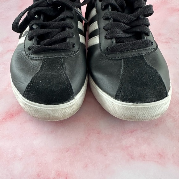 ADIDAS Women's Courtset B74560 White Black Lace-Up Sneaker Shoes Size 5 - Picture 3 of 15